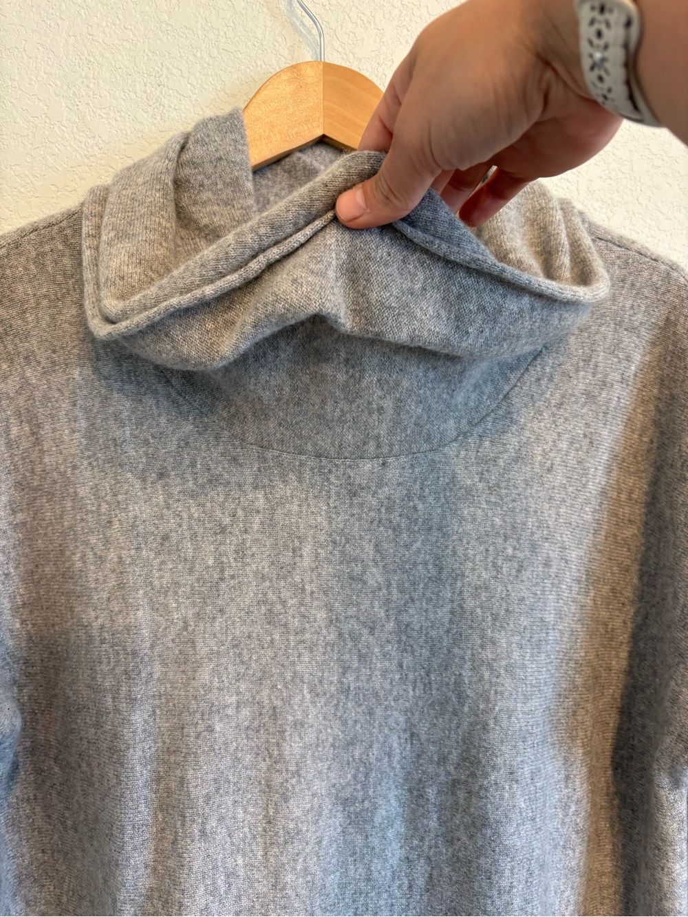 Magaschoni 100% Cashmere Sweater Gray Cowl Neck Tunic Pullover Women’s Large - Picture 9 of 15